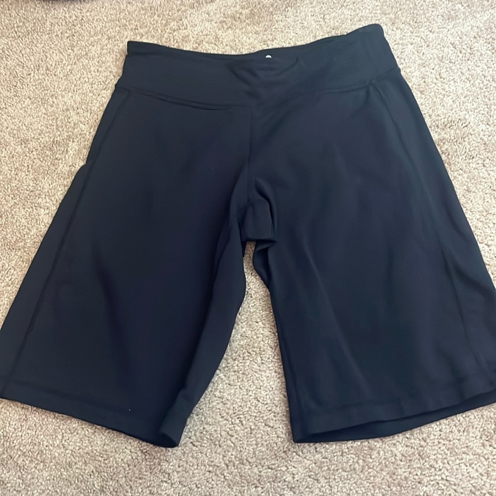 Athleta black shorts XXS - Picture 1 of 7